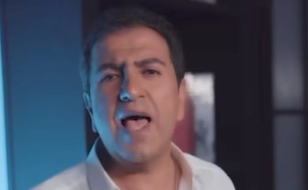 تو گل خوشگلمی یدونه ای تو قلبم